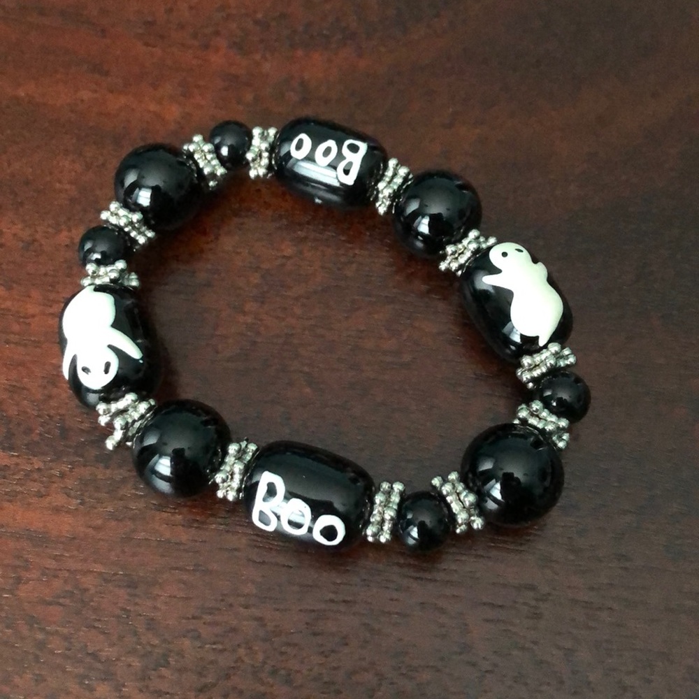 Boo Halloween bracelet ghosts. Black silver white
